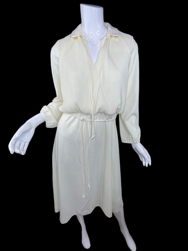 Sunshine Alley Vanilla Cream Accordion Pleat Blouson A Line Dress Sz M/L Stretch - 第 1/6 張圖片