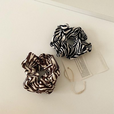Black And White Zebra Pattern Scrunchie Fashion Hair Tie for thin hair Soft 