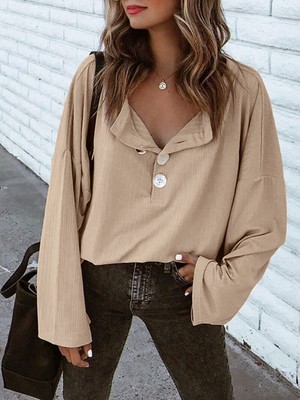 maglia scollata davanti