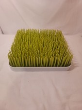 Boon Lawn Grass Baby Bottle Drying Rack Spring Green 9 x 9 Detachable Drip Tray