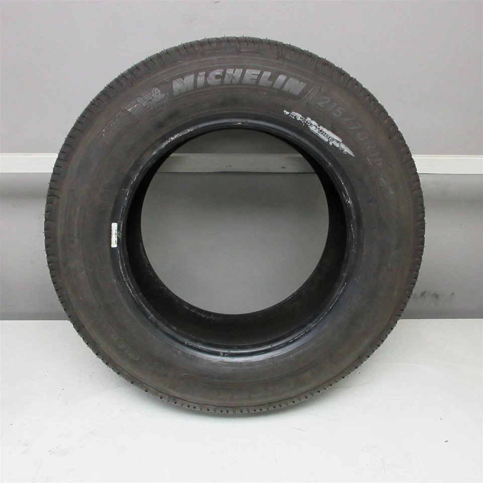 215/70R16 Michelin Premier LTX 100H Used Tire (8/32nd) NO PATCHES! (QTY 1) Foto 2 de 4