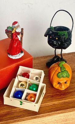 Vintage Dollhouse Miniature Holiday  Knick Knack  Lot of 4 by 1980s artisans