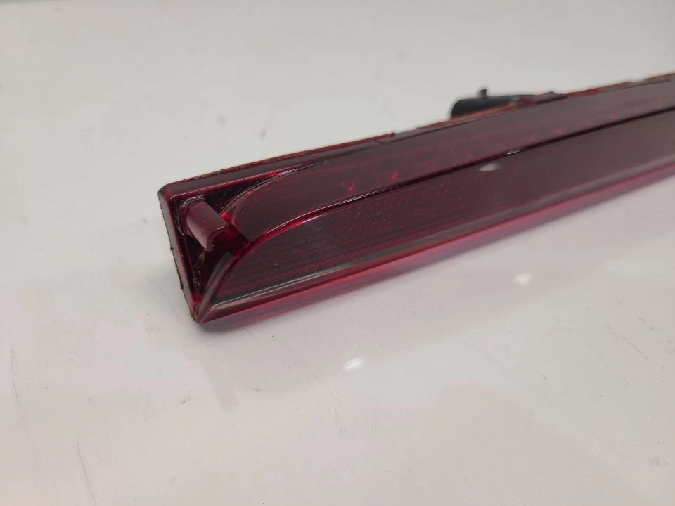 Tercera luz de freno Buick Enclave 2011/luz de freno de montaje alto Foto 2 de 4