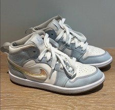 Air Jordan 1 Mid SE Blue Tint/Ice Blue Glitter Frozen shoes size Youth 2