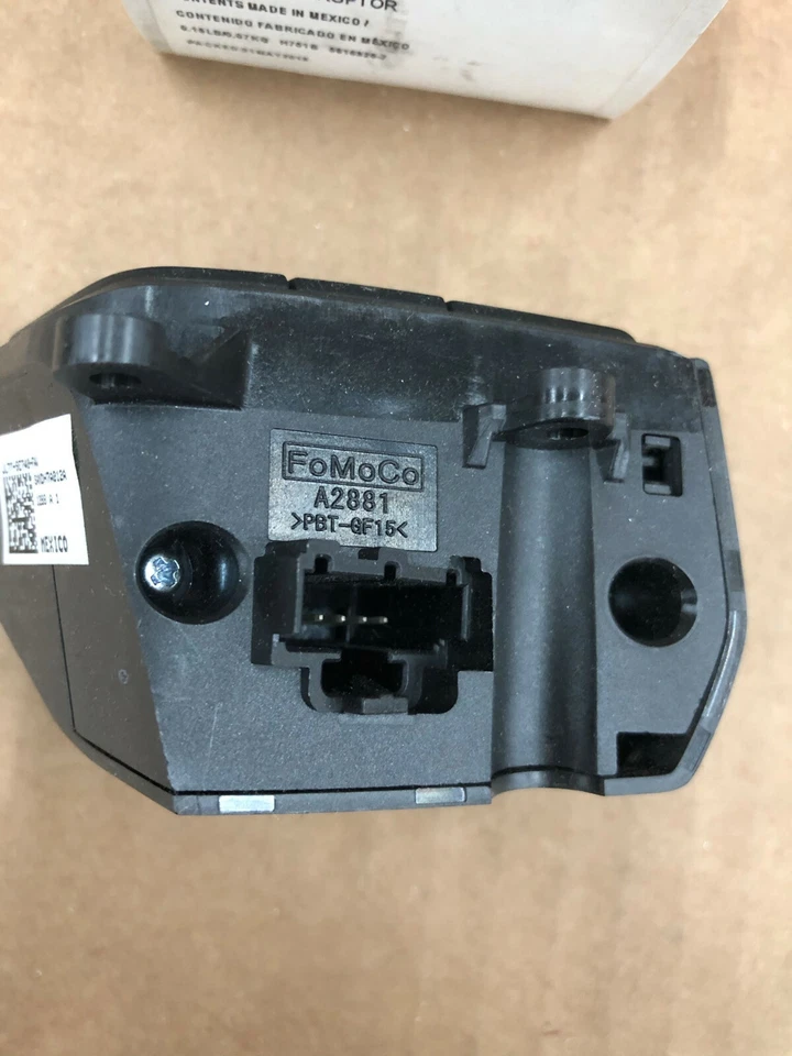 MOTORCRAFT SW-7852 VOICE CONTROL SWITCH FOR 18-20 LINCOLN NAVIGATOR JL7Z9C888FA - Image 3 of 4