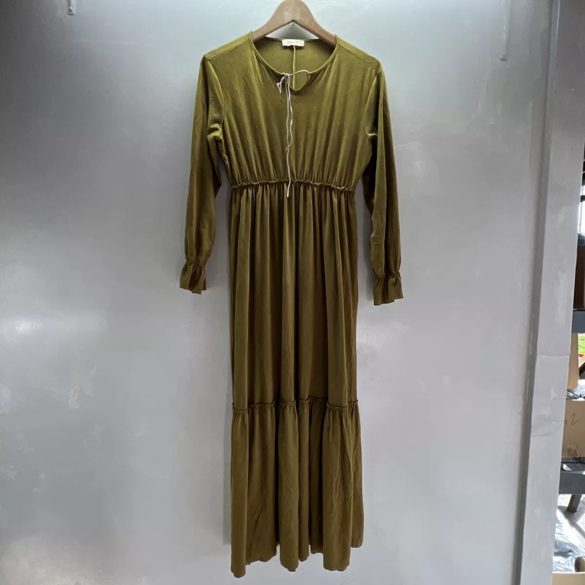 Beeha Istanbul Dress Women s Size 44 US 8 M Velvet long sleeve