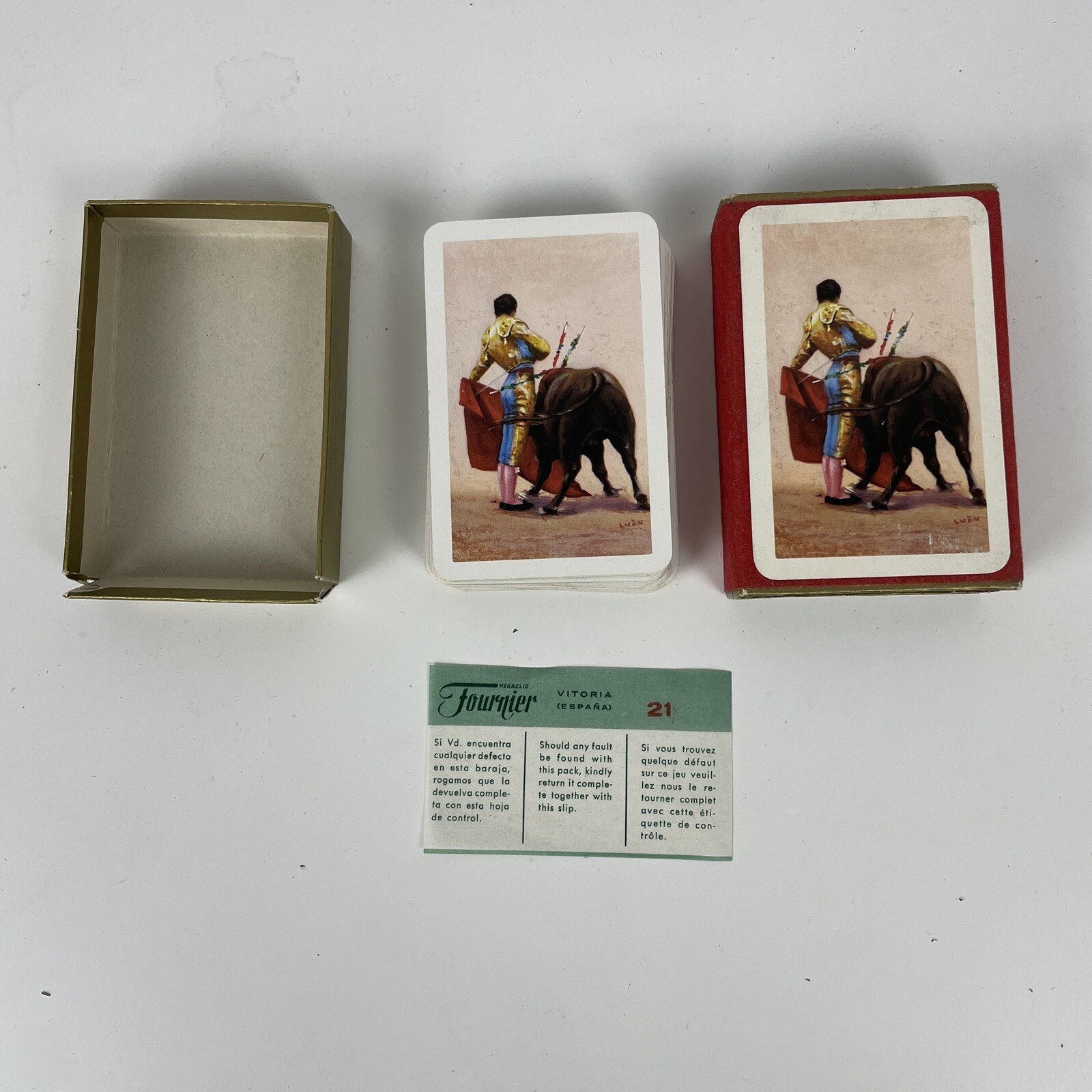 Foto 1 di 9