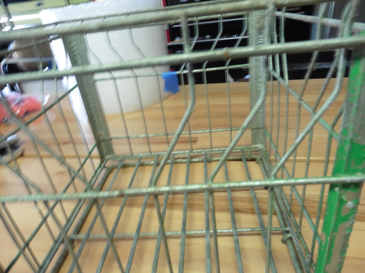 Vtg Fitchett Bros Brothers Metal wire Milk crate 13x13x13 1972
