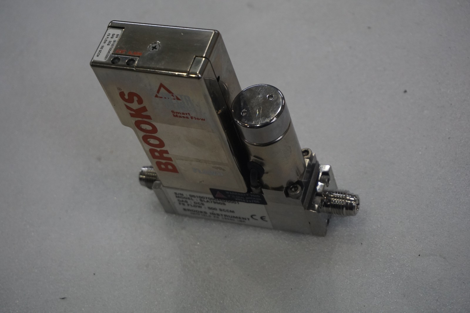 BROOKS SLA7950S MASS FLOW CONTROLLER GAS:DCS,500SCCM FREE SHIP