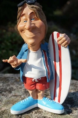 MERVEILLES6172 01477001 PROMO FIGURINE STATUETTE SURFEUR SURF VAGUE MER HUMOUR HUMORISTIQUE