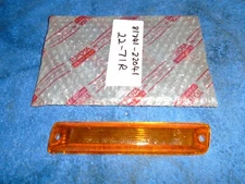 Toyota Cressida RX30 MX32 Genuine Toyota Right Front Wing Indicator Light Lens