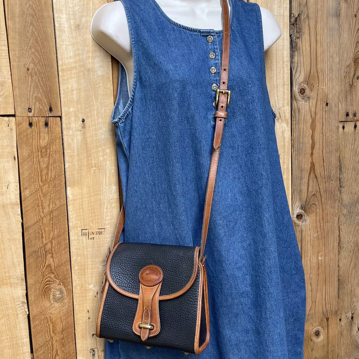 Dooney and hotsell bourke essex bag
