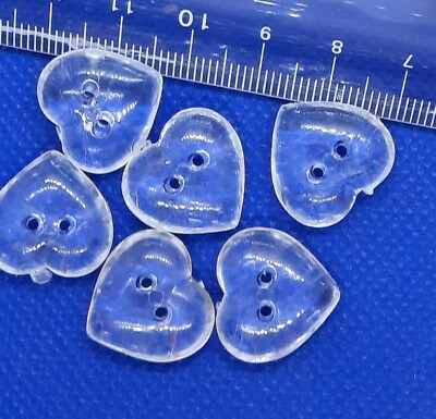 6 Schmuck Knöpfe transparent Herzchen 2 Loch Kunststoff 6mm stark X 18mm Buttons