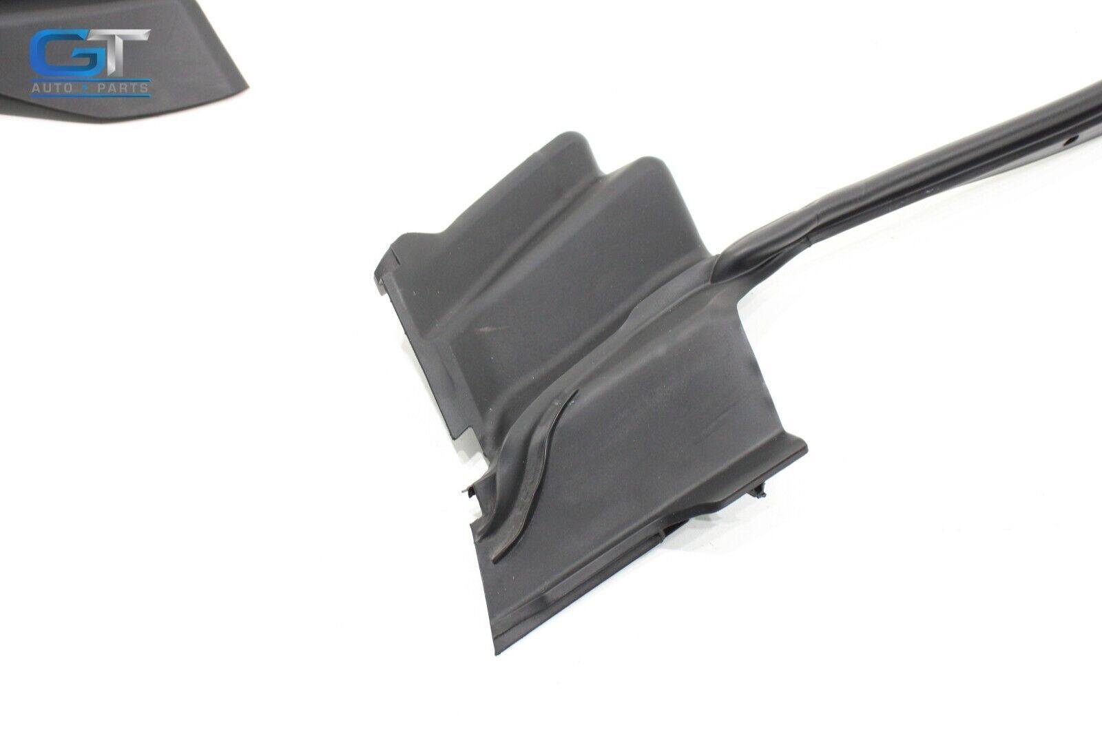 Maserati Levante 2017-2020 Rear Left Lower Door side seal