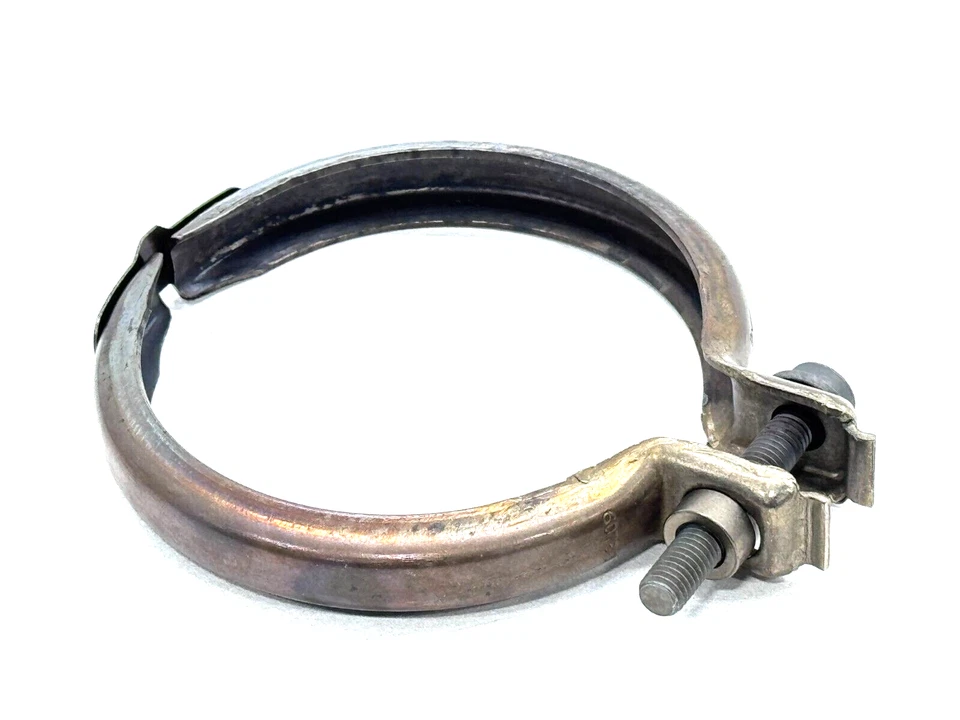 Abrazadera de tubo de escape AUDI A3 8V 2015-2020 5Q0253725A OEM Foto 4 de 4