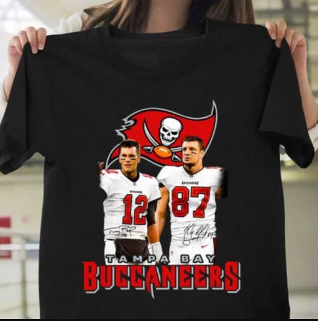 Tampa Bay Buccaneers T-Shirt Rob Gronkowski Tom Brady NFL Sport Football  Team