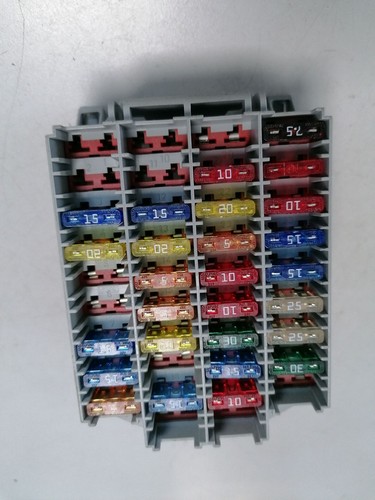 Volvo V70 2.4 D DPF S, JV Sicherungskasten / Fuse box 9162439 40673