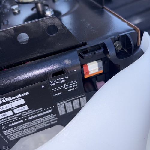 Brand New Liftmaster 3850 3/4 Horsepower Belt Drive Motorhead Only - Picture 6 of 8