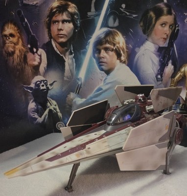   2007 STAR WARS: 30th ANNIVERSARY COLLECTION - V-WING STARFIGHTER *COMPLETE*