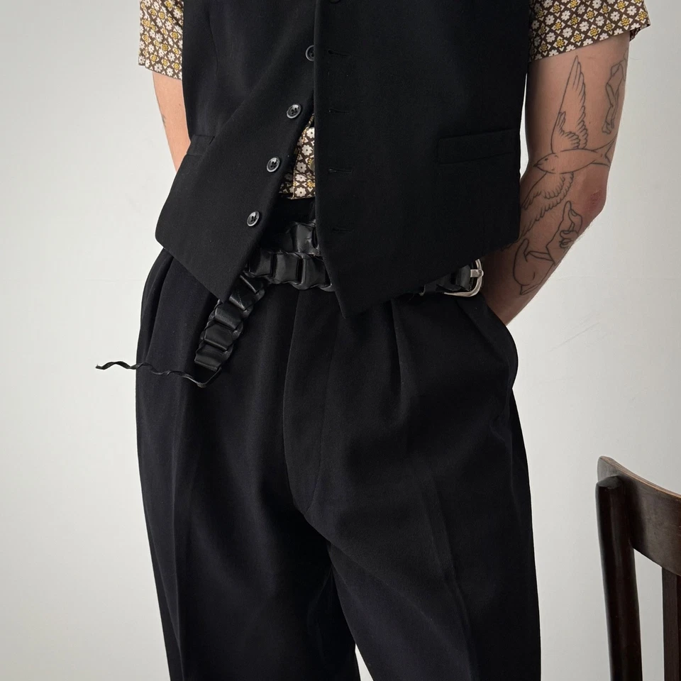 1940s Vintage Men's European Single Breasted Three Piece Black Wool Suit - Image 3 of 4