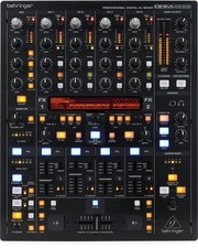 Behringer Digital Pro Mixer DDM4000 5-channel DJ Mixer