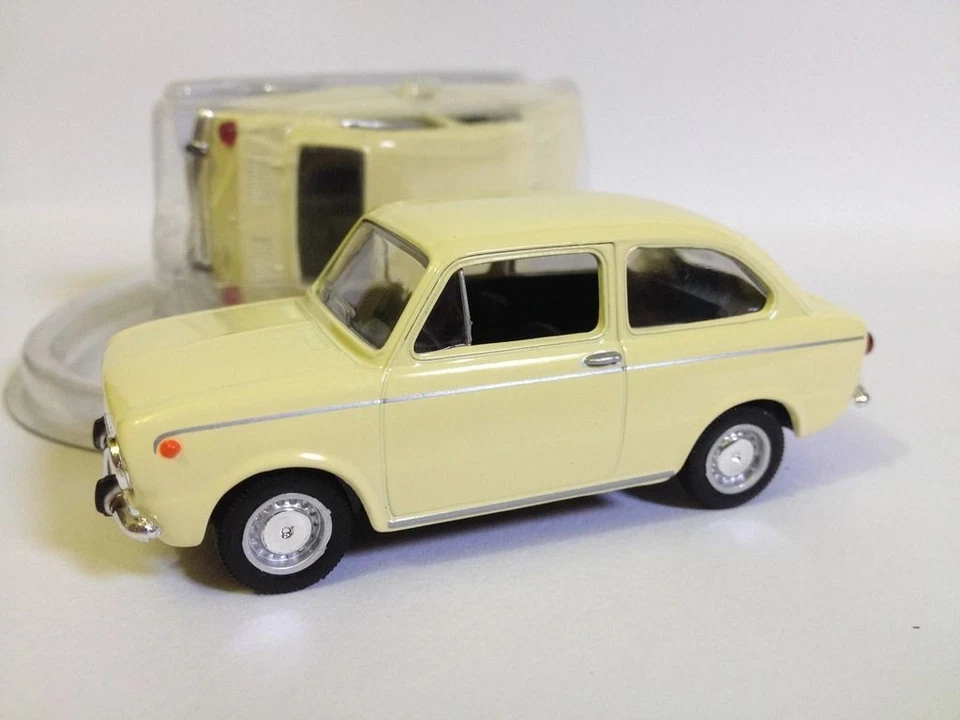 Seat 850 1:43 SOLIDO modelcar diecast - Image 2 of 2