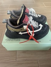 Herrenschuhe Off White Größe 39