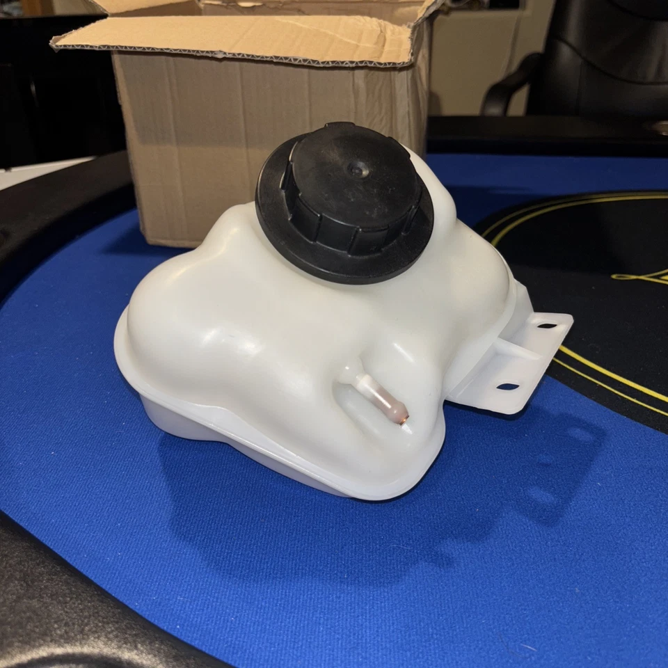 Tanque de desbordamiento de refrigerante radiador Saturn SL SL1 SL2 SC1 SC2 SW2 1993-2002 1,9 L Foto 3 de 4