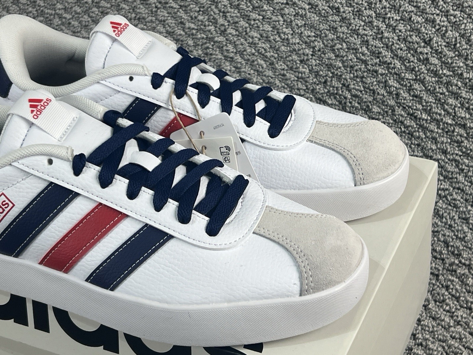 Adidas VL Court 3.0 Men’s Shoes Size 9.5 Cloud White Navy Blue Red Skateboarding