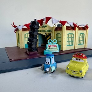 Disney Pixar Cars Luigi’s Casa Della Tires Playset Guido Luigi Diecast Lot