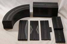 Aurora Model Motoring Lot of 39 Track Pieces   Straights Curves Criss  Cross
