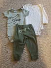 Carter's Cute 3pc Alligator Bodysuit Pant Set 12M  — photo 1