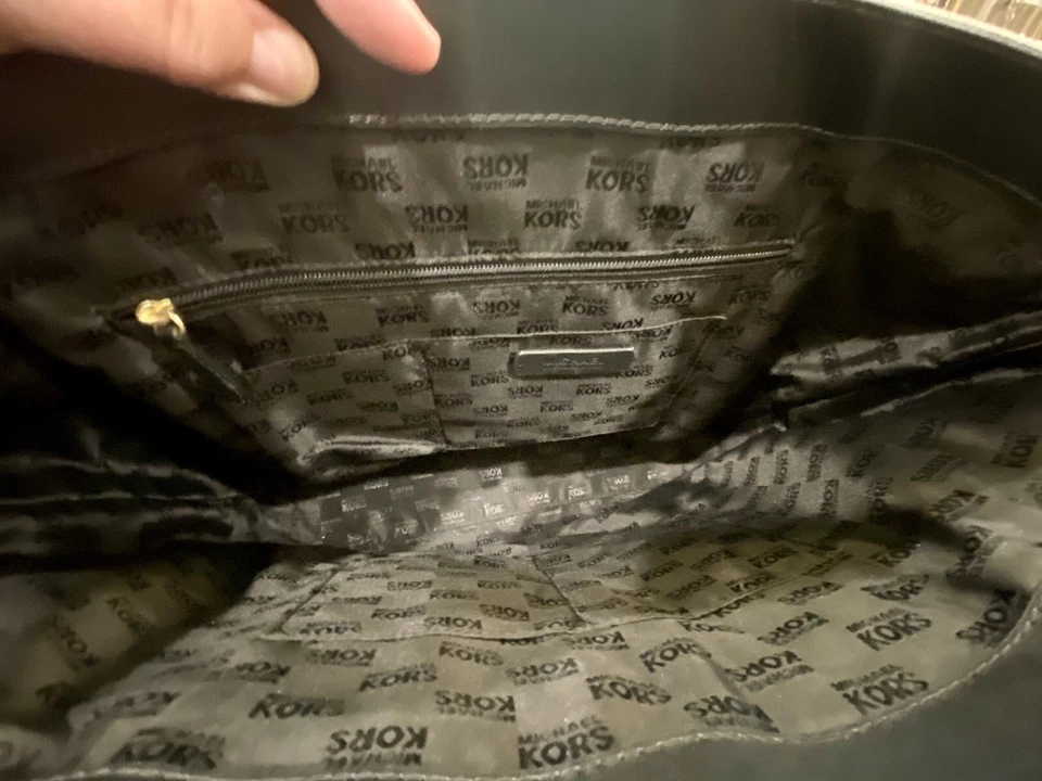 BOLSO DE HOMBRO MICHAEL KORS MK LOGO FULTON LONA RAYAS MEDIANO NEGRO AUTÉNTICO Foto 3 de 4