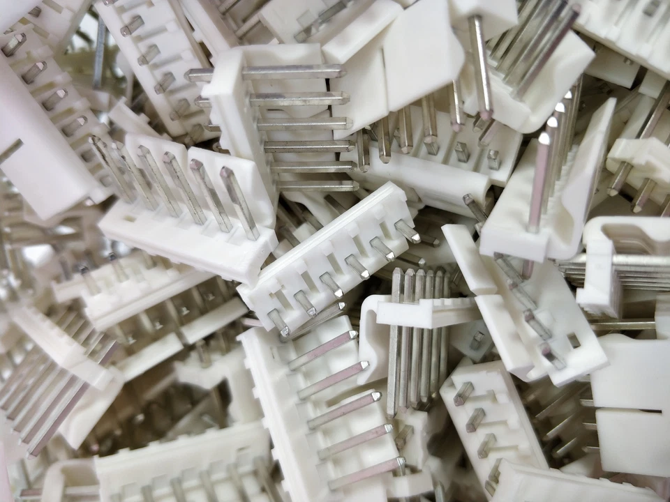 Molex 26604060 Wire-Board Connector Header 6pos 350pcs - Image 2 of 4