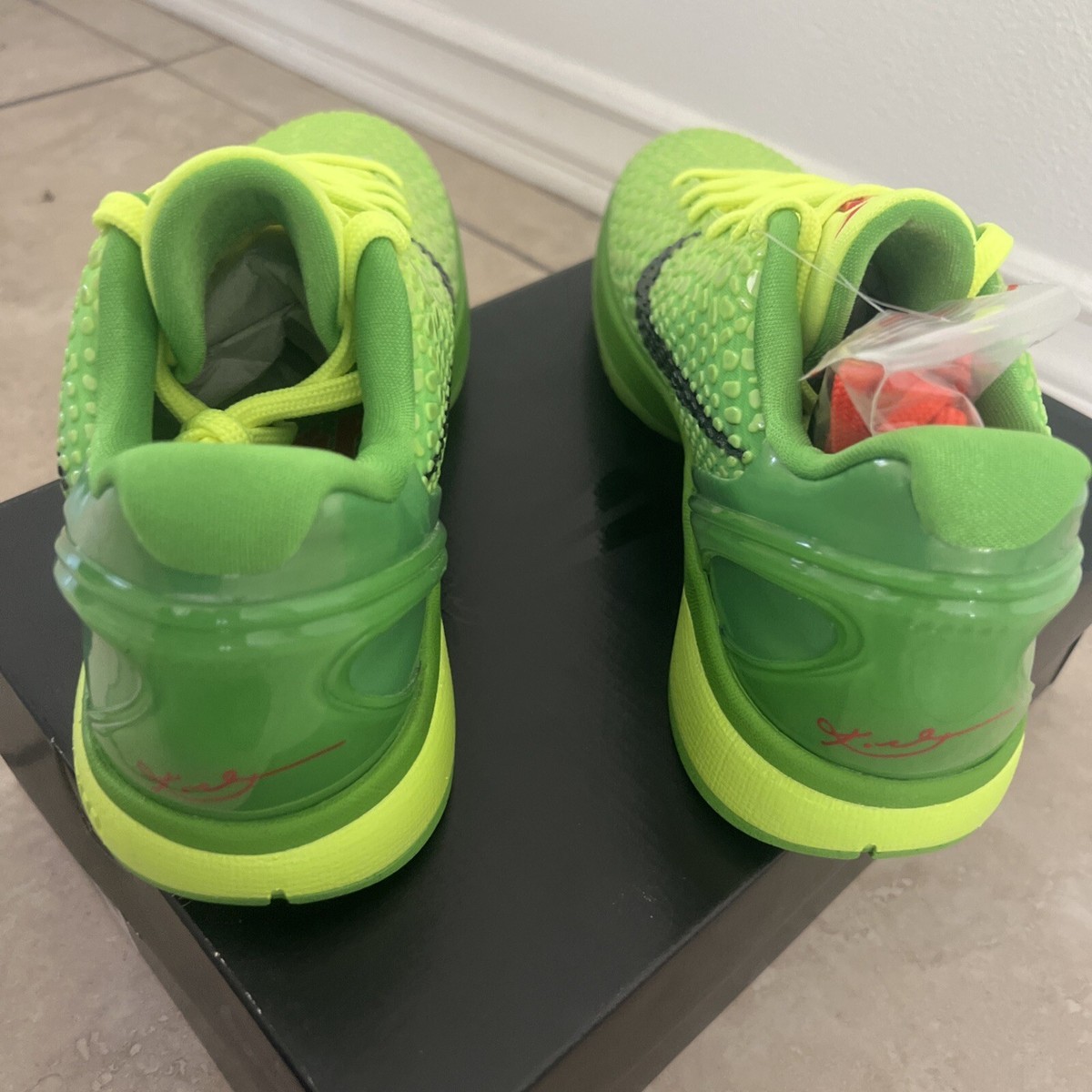 シューズ(男性用) Nike Kobe 6 protro reverse grinch Nike Zoom Kobe 6 Protro Low Reverse Grinch Kobe Bryant