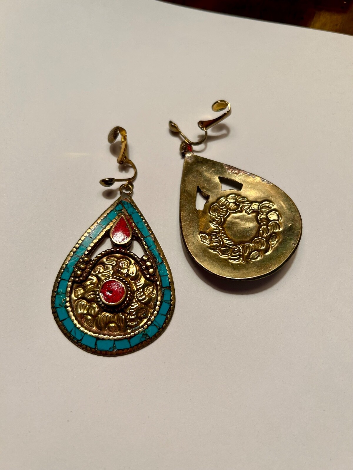 Statement dangling clip on earrings - image 1