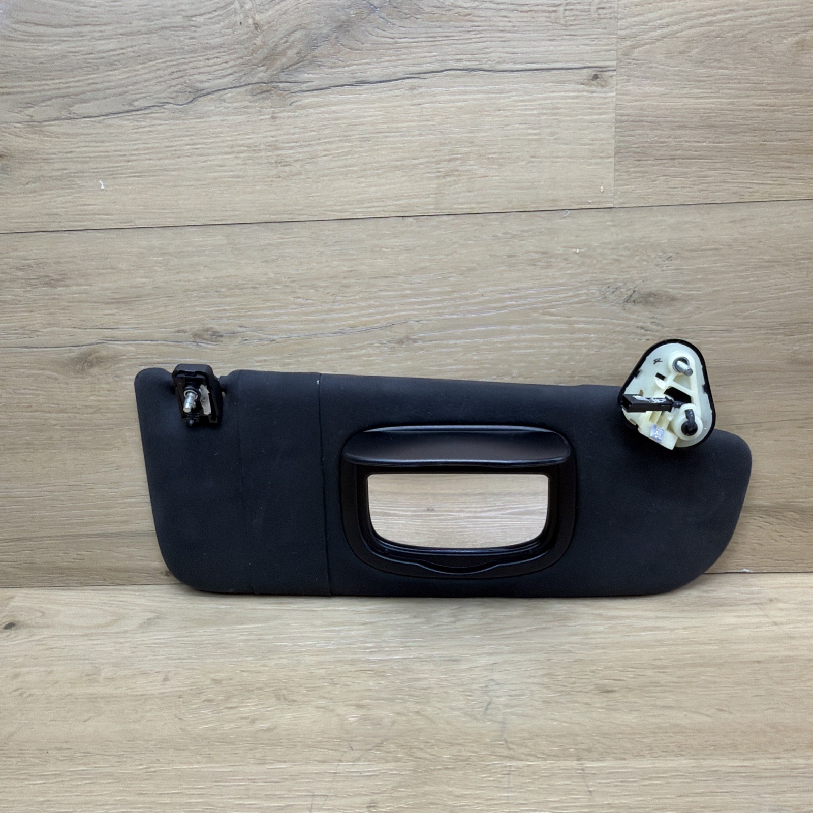 🟢2014-2021 Maserati Ghibli M157 Front Right Side Roof Sun Visor W/ Mirror OEM🟢