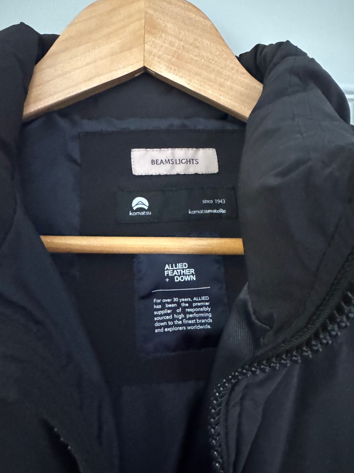 Beams Lights Down Jacket Size Small - image 5