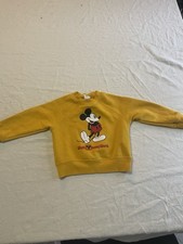 Walt Disney 3T Yellow Crewneck