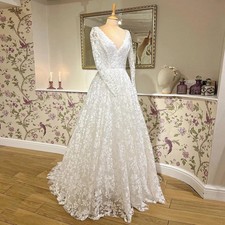 Exquisite Lace Wedding Dress Bridal Gown Buttons V Neck Long Sleeves Sweep Train