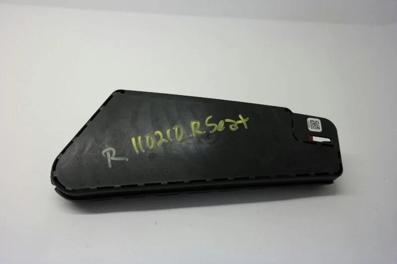 2016 2017 CHEVROLET MALIBU Passenger Front RH Right Seat Air Bag  - Image 2 of 4