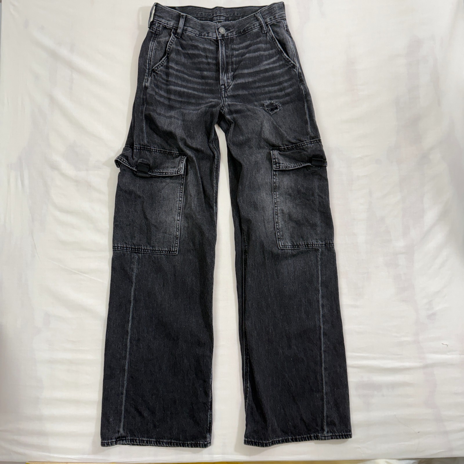 American Eagle Super High-Rise Baggy Wide Leg Jeans Black Cargo Size 2 Long