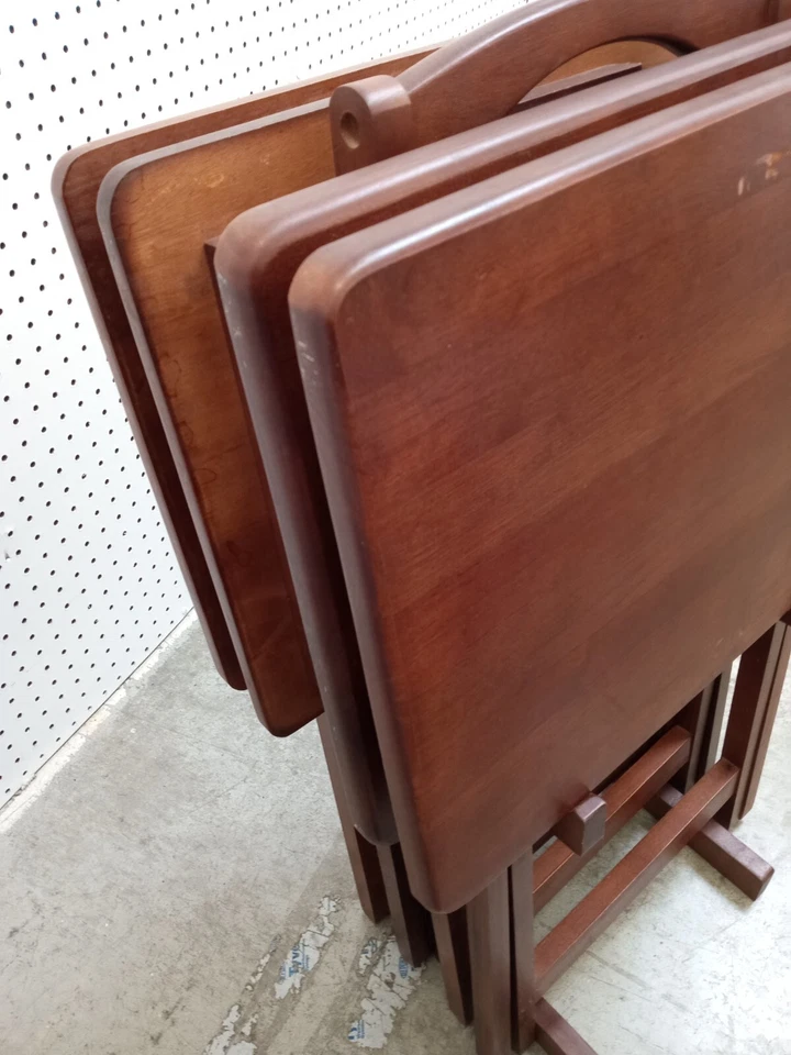 Juego de 4 mesas plegables clásicas de madera maciza resistente 'TV' de colección con soporte, vacaciones Foto 2 de 4