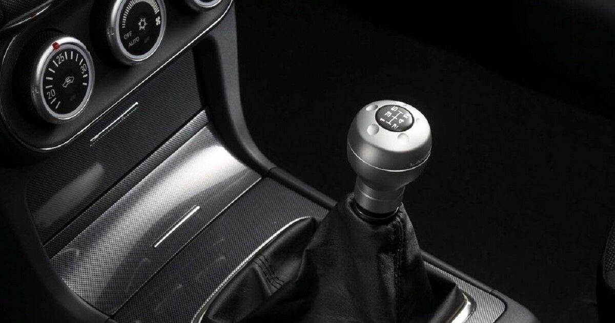 Shift Knob 5 Speed Mitsubishi Lancer '08-'15 Genuine Shift Knob 5 Speed Mitsubishi Lancer '08-'15 Genuine