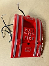 Vintage/ Antique Spectronics Red Fire Alarm Non Coded Pull Station
