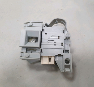 Türverriegelung Rold DKS10A aus AEG Waschmaschine 8084553067