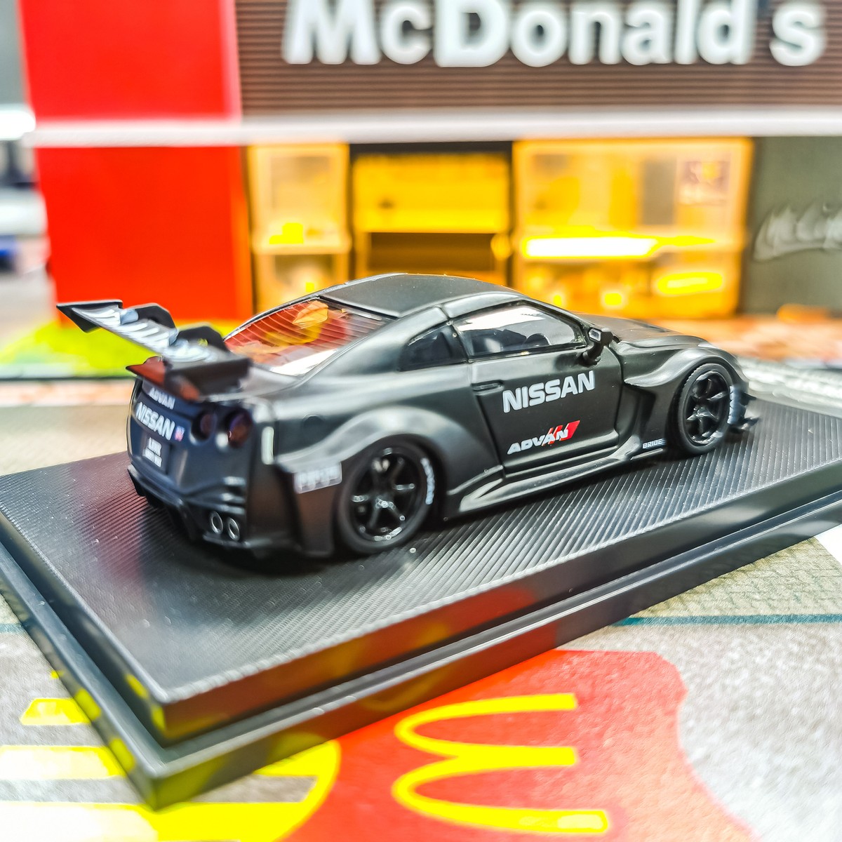 MC 1/64 Matte Black Nissan GTR R35 LBWK Widebody Sports Model