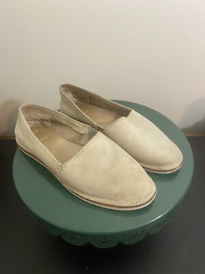 FRYE 73717 Frye Womens Milly A Line  Flat 6 1/2  (M) Cement Beautiful