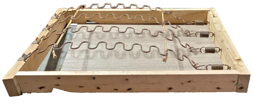 La-Z-Boy Recliner Seat Frame & Spring Assembly ~ Chair Base Part Joshua Model - Image 4 of 4