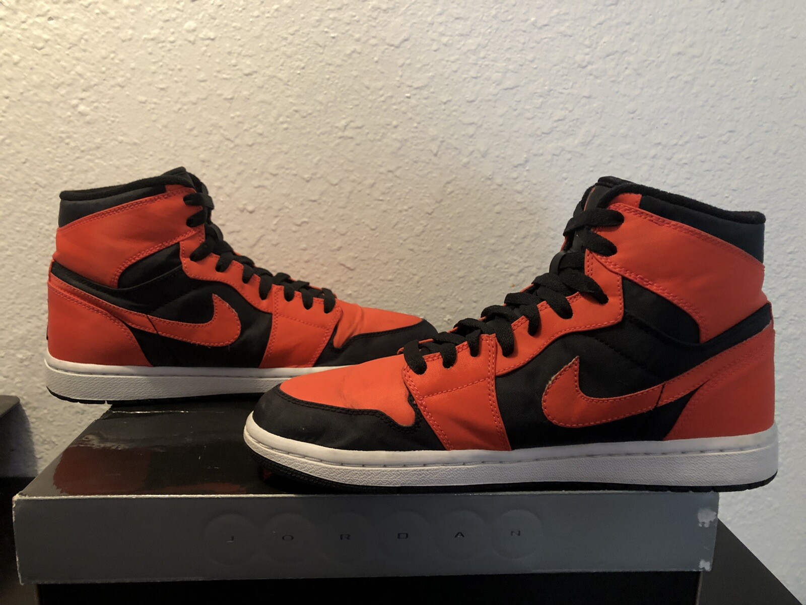 Jordan 1 Retro High Max Orange 2009 for 